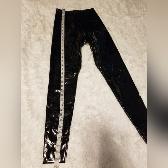 Commando Faux Patent Leather Leggings Women's Size XS Color Black - Picture 6 of 11